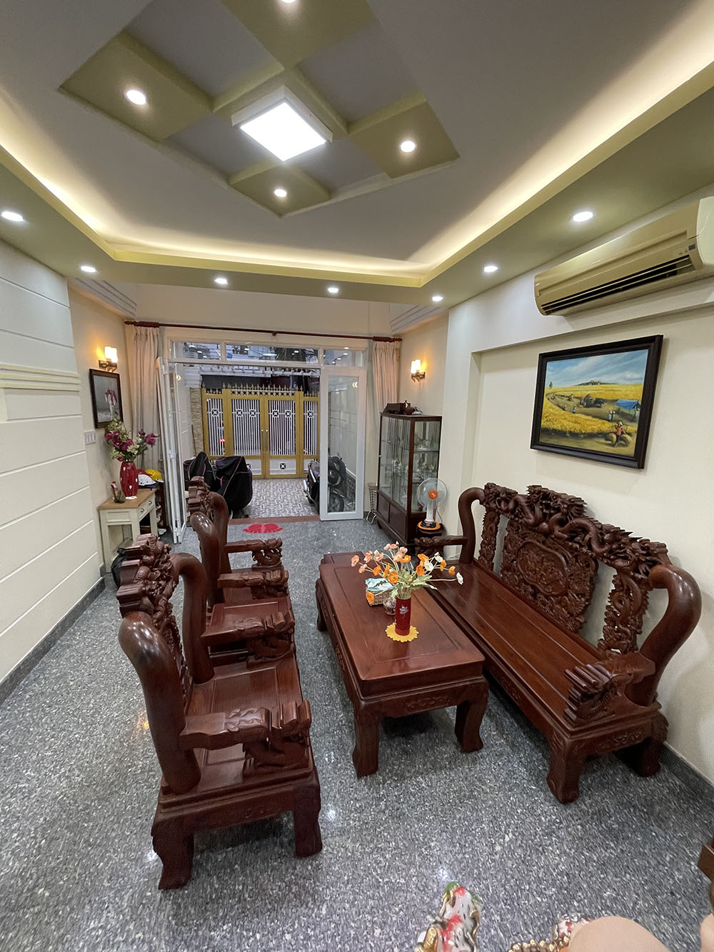 Bán nhà Ngô Thị Thu Minh, Quận Tân Bình NHÀ PHỐ VƯỜN tuyệt đẹp 3lầu (4mx24m) nở hậu hẻm ôtô khu VIP